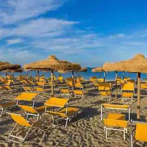 Appartamento Casa Boss Tirrenia Stella Maris, Con Accesso, Calambrone