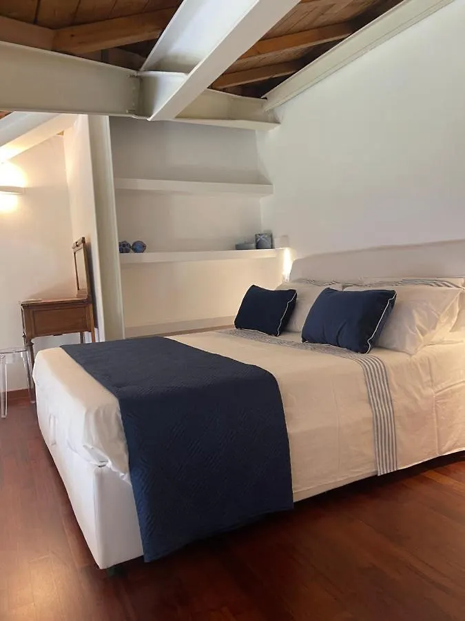 Regina Elena, Luminoso Appartamento Sulla Spiaggia Calambrone Apartment
