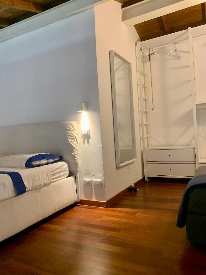 Apartment Regina Elena, Luminoso Appartamento Sulla Spiaggia Calambrone Italy