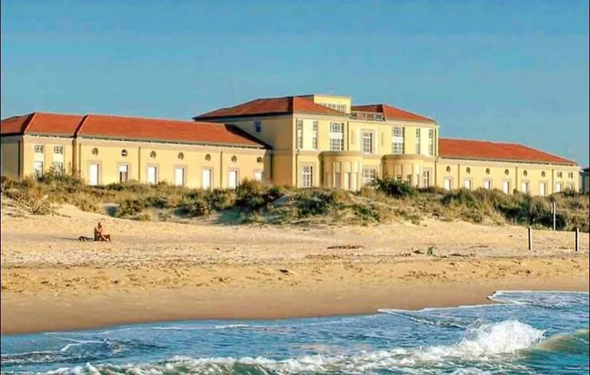 Regina Elena, Luminoso Appartamento Sulla Spiaggia Calambrone