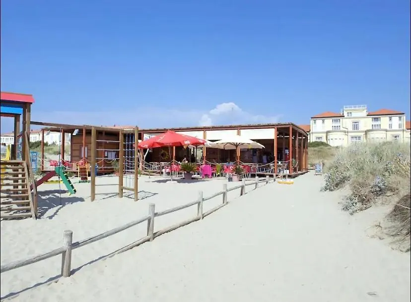Apartment Regina Elena, Luminoso Appartamento Sulla Spiaggia Calambrone